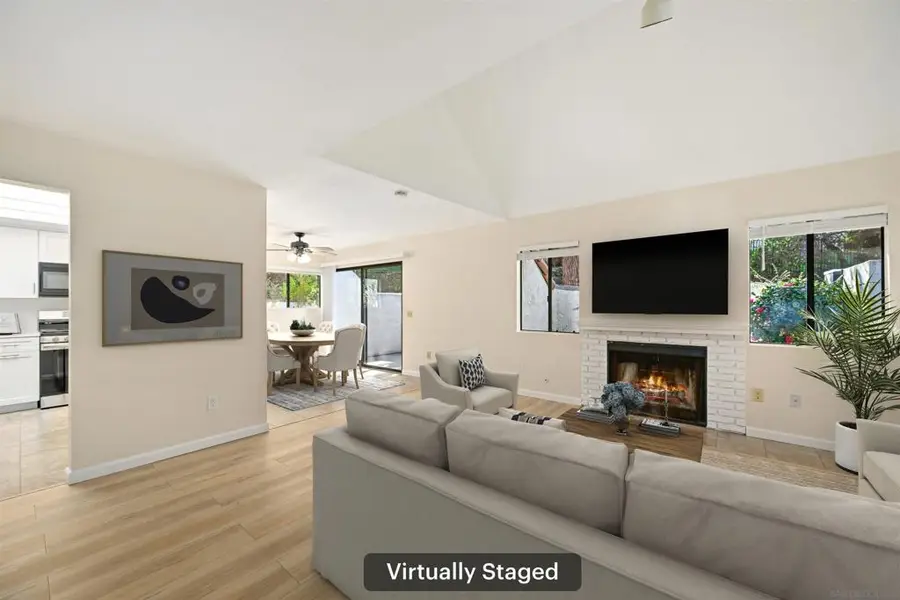 317 N Melrose Dr #G, Vista, CA 92083 - Image #3