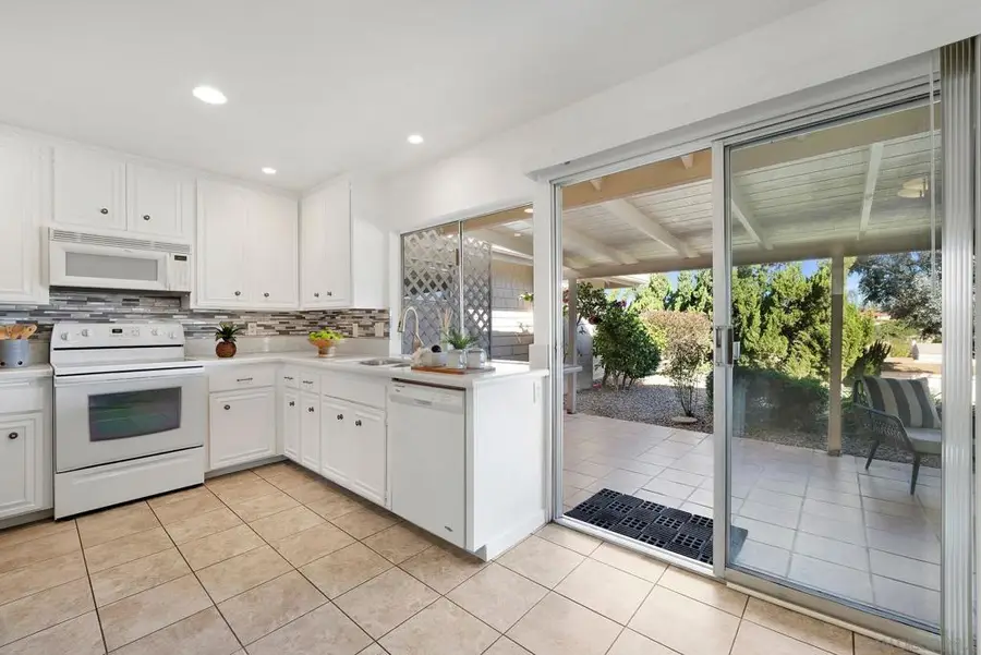 17482 Plaza Animado #155, San Diego, CA 92128 - Image #3