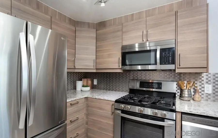 8605 Arminda Cir #6, Santee, CA 92071 - Image #2