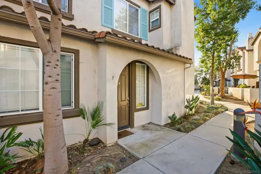 293 Reef Point Way Unit 5, Oceanside, CA 92058 - Image #2