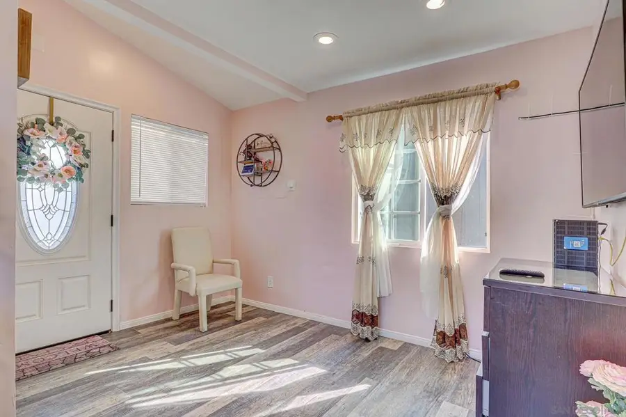 999 E Division St #D20, National City, CA 91950 - Image #3