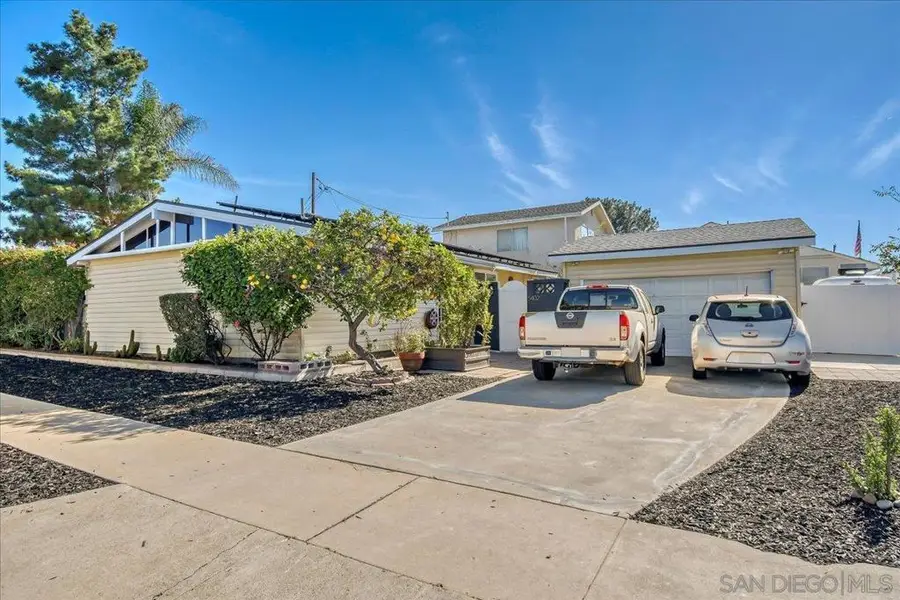5402 Cottage Ave, San Diego, CA 92120 - Image #2