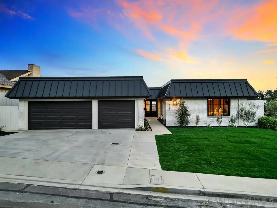 2105 Harbour Heights Rd, San Diego, CA 92109 - Image #1