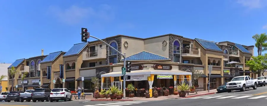 7509 Draper Ave #306, La Jolla, CA 92037 - #3