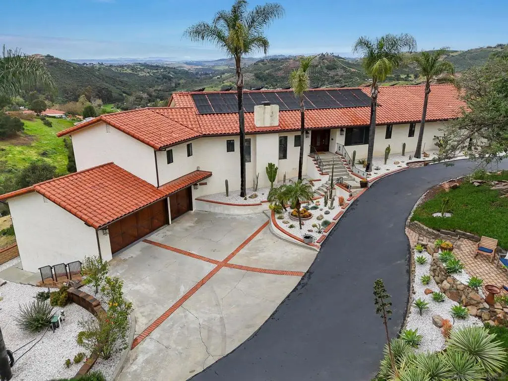 29509 Hoxie Ranch Rd, Vista, CA 92084 - #1
