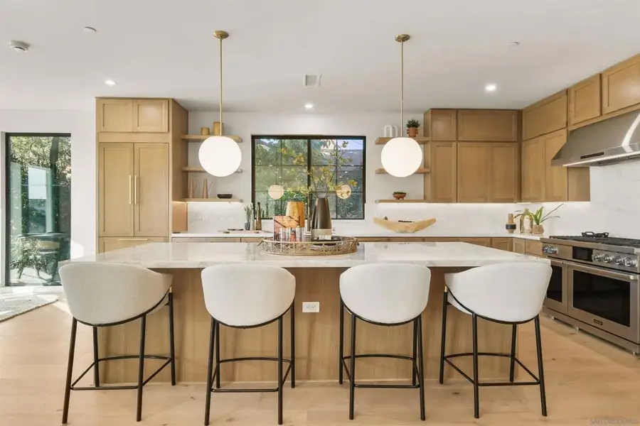 2113 Frankfort St, San Diego, CA 92110 - #3