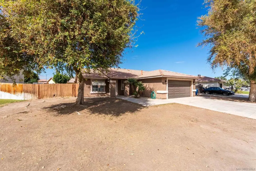 931 Jones St., Brawley, CA 92227 - #1