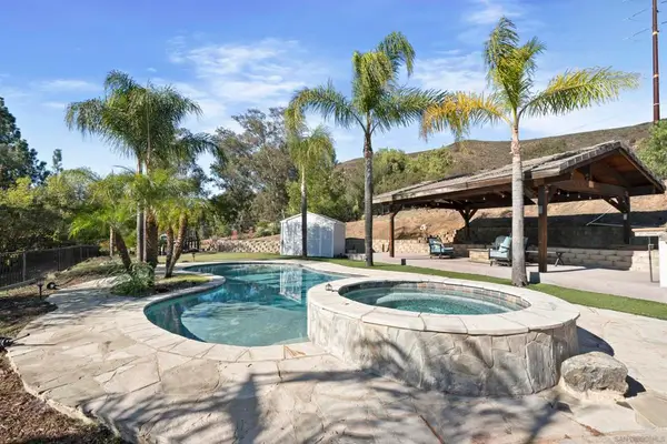 24534 Rutherford Rd, Ramona, CA 92065