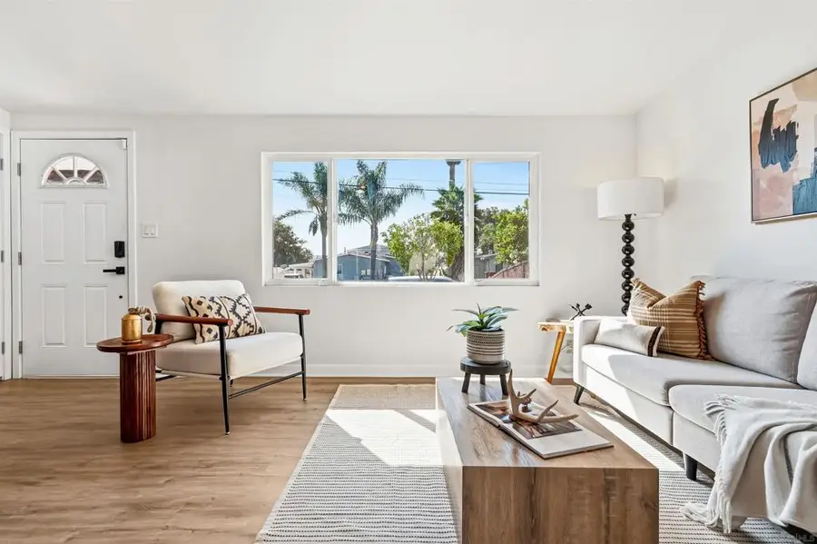 9844 Arapaho St, Spring Valley, CA 91977 - #3