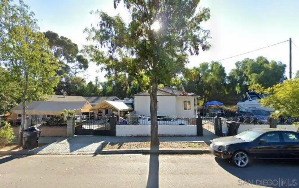 3821 Cottonwood St, San Diego, CA 92113 - #1