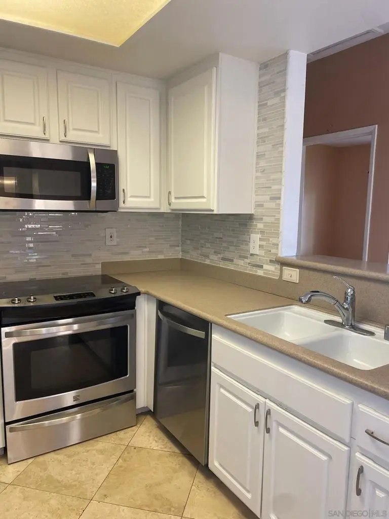 2250 Camino De La Reina #311, San Diego, CA 92108 - #3