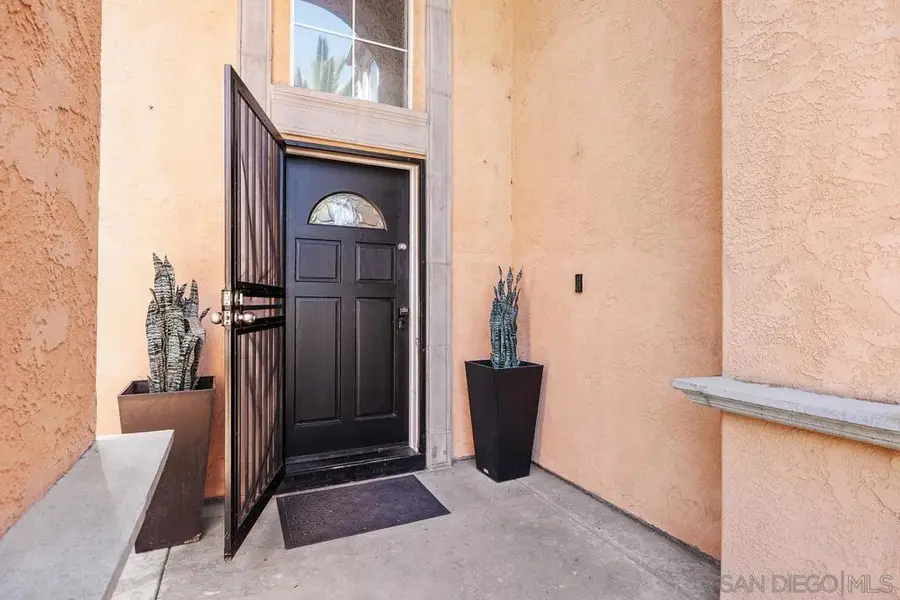 1607 Via Otano, Oceanside, CA 92056 - #3