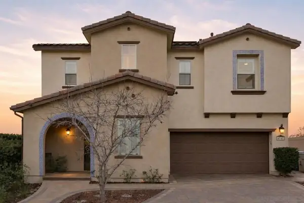 6741 Golden Glen Ln, San Diego, CA 92126