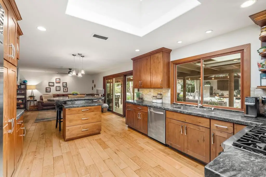 489 La Costa Ave., Encinitas, CA 92024 - #1