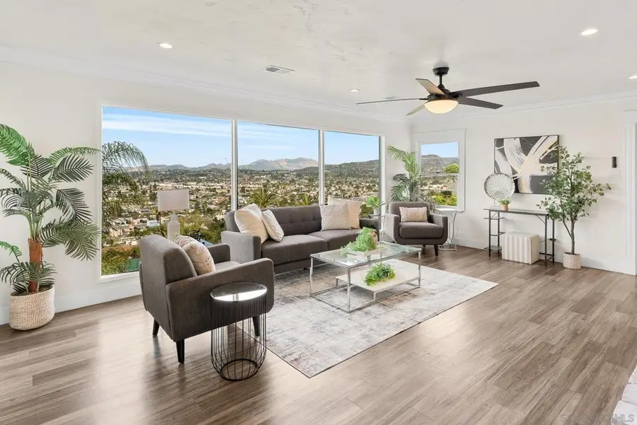 1192 Merritt Dr, El Cajon, CA 92020 - #2