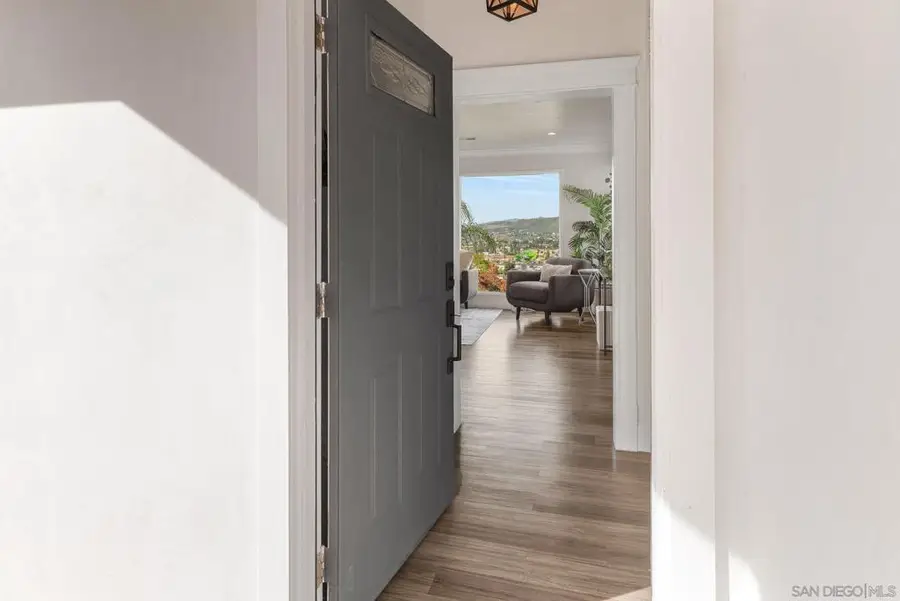 1192 Merritt Dr, El Cajon, CA 92020 - #3