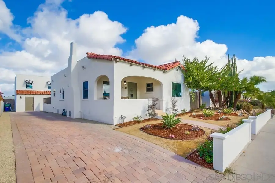 4418 Monroe Ave, San Diego, CA 92115 - #3