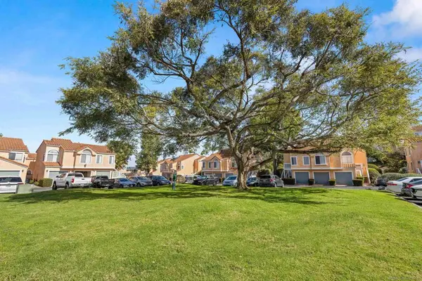 741 Vista Grande Way #313, Oceanside, CA 92057