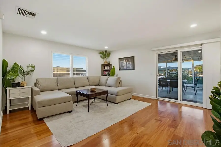 11038 Larkridge St, Santee, CA 92071 - #3