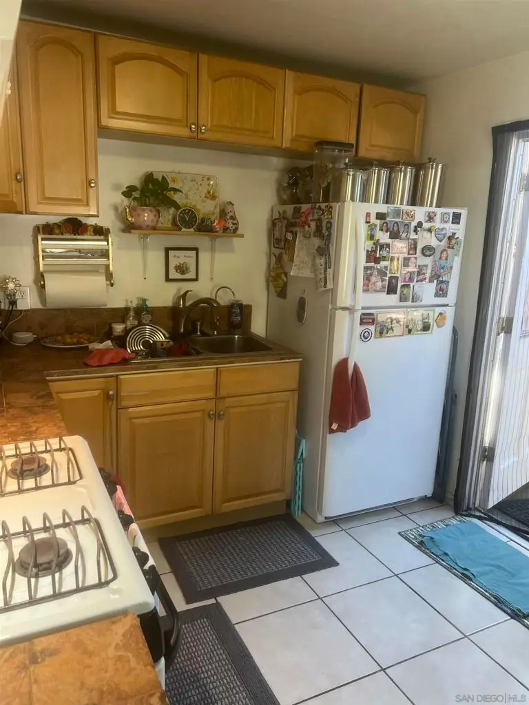 29-4327 Clmt Mesa Blvd, San Diego, CA 92117 - #2