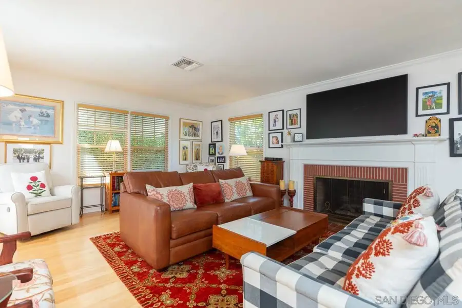 951 55 B, Coronado, CA 92118 - #2