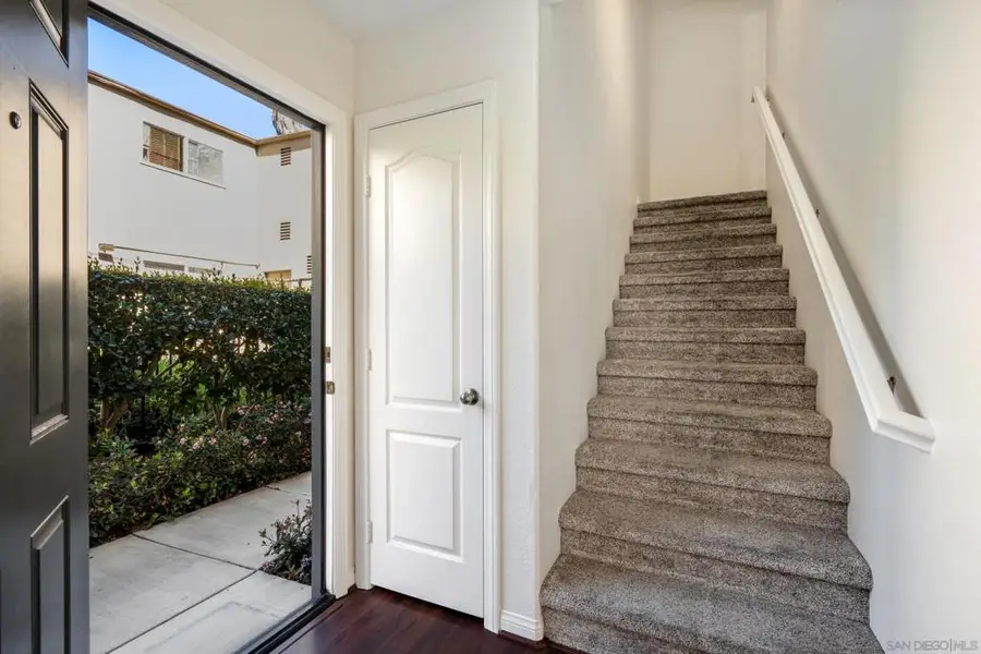 3548 Shoreline Bluff Lane, San Diego, CA 92110 - #3