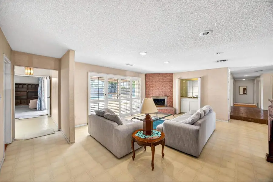 86 Via De Laurencio, Chula Vista, CA 91910 - #3