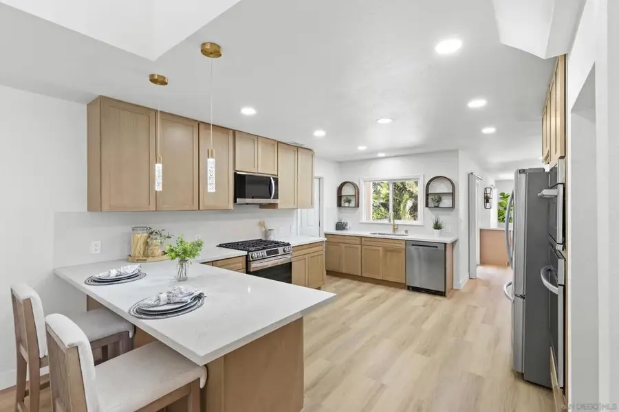 7001 Almaden Ln, Carlsbad, CA 92009 - #3