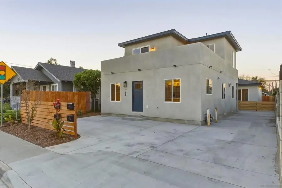 752 W 9th Ave, Escondido, CA 92025 - #2