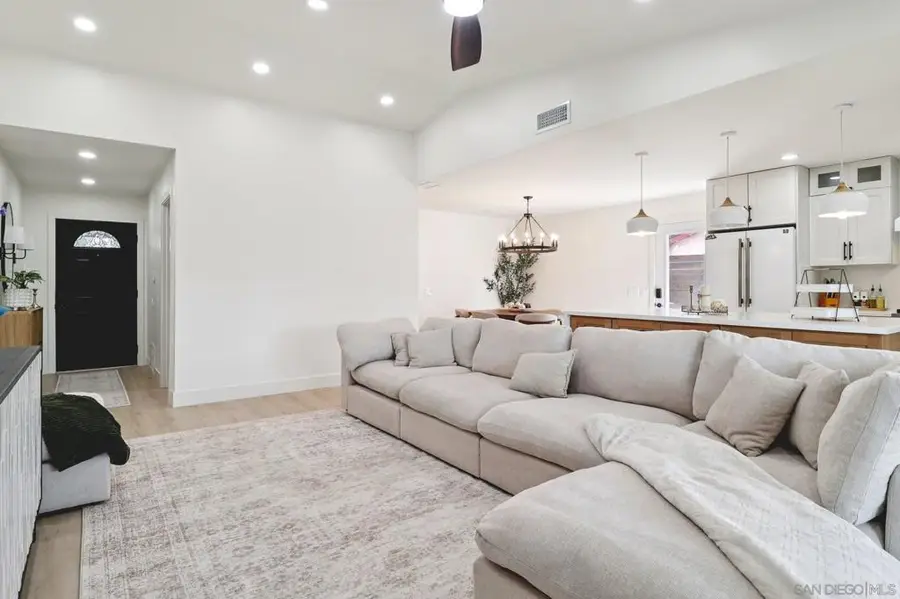 2016 Oak Hill Dr, Escondido, CA 92027 - #3