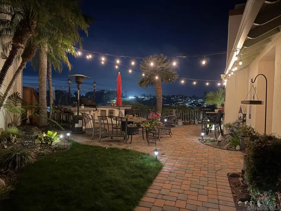 2070 Rue De La Montagne, Oceanside, CA 92054 - #3