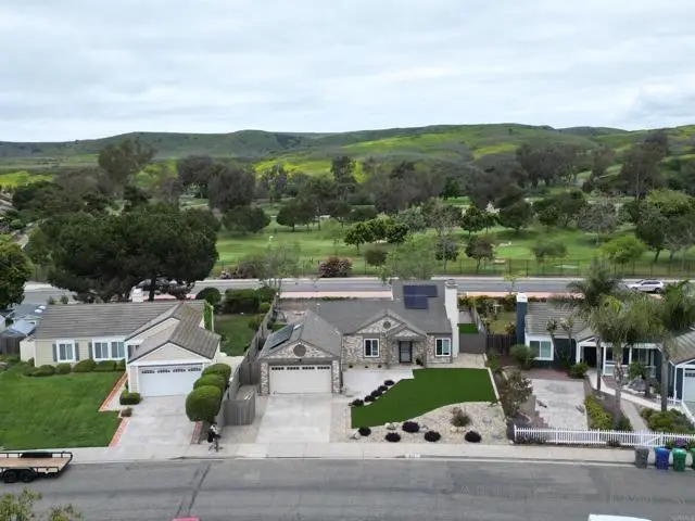 813 Sunningdale Dr, Oceanside, CA 92057 - #2