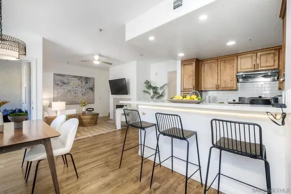 13009 Evening Creek Dr S #10, San Diego, CA 92128