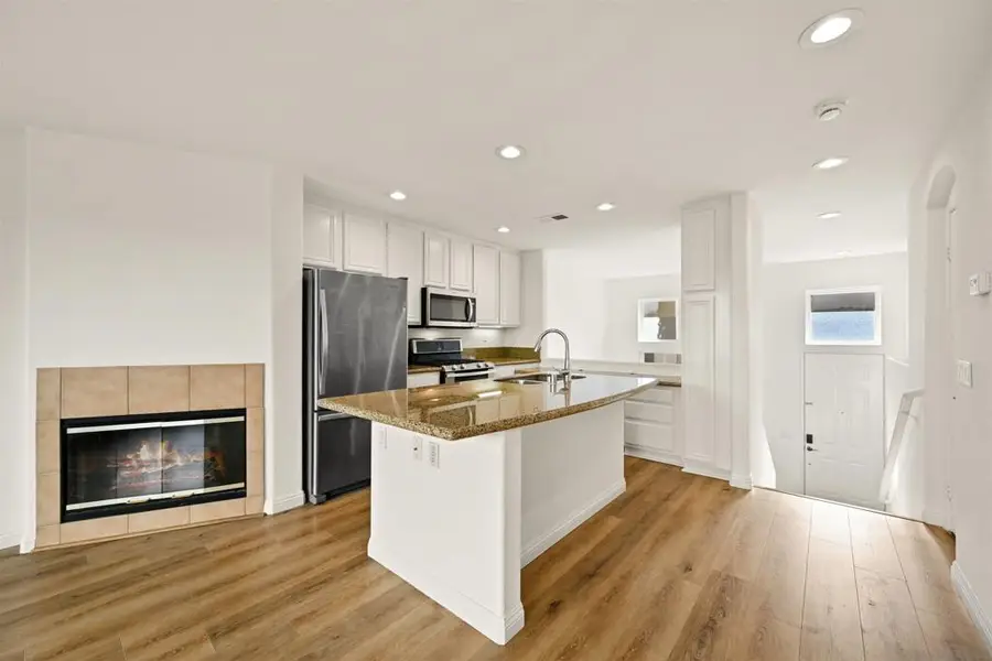 3770 Mykonos Ln #77, San Diego, CA 92130 - #3