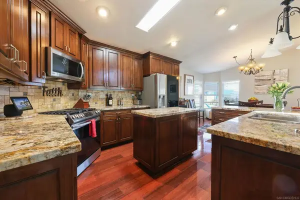 7311 San Luis St, Carlsbad, CA 92011