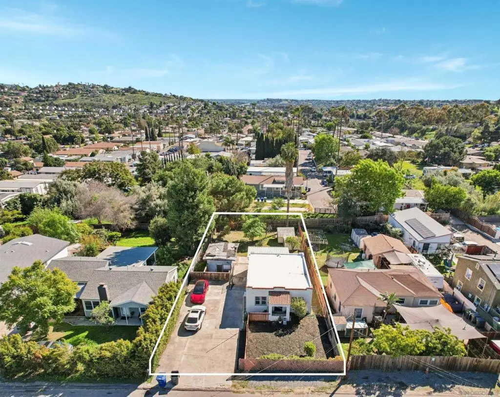 8659 Valencia St, Spring Valley, CA 91977 - #1