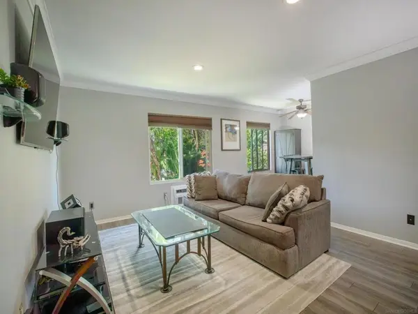 1240 N Broadway Unit 30, Escondido, CA 92026