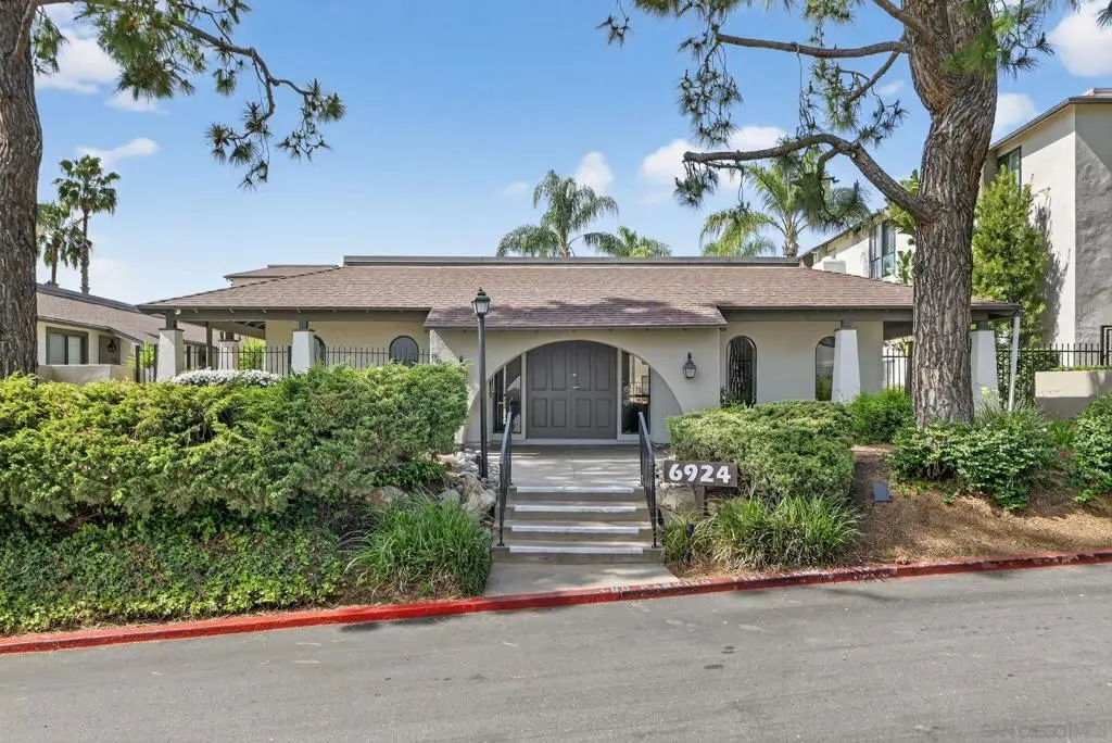 6924 Hyde Park Dr #319, San Diego, CA 92119 - #1