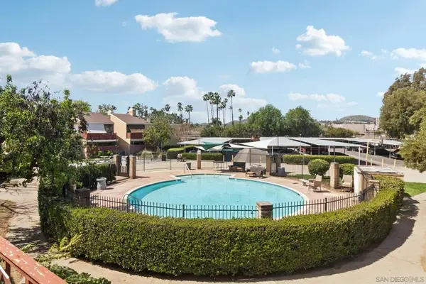 475 N Midway Dr #254, Escondido, CA 92027