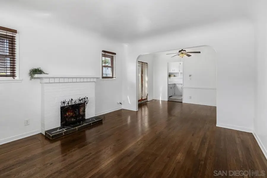 1674 Cable St, San Diego, CA 92107 - #3