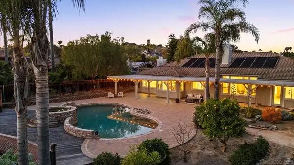 860 Calle Santa Cruz, Encinitas, CA 92024