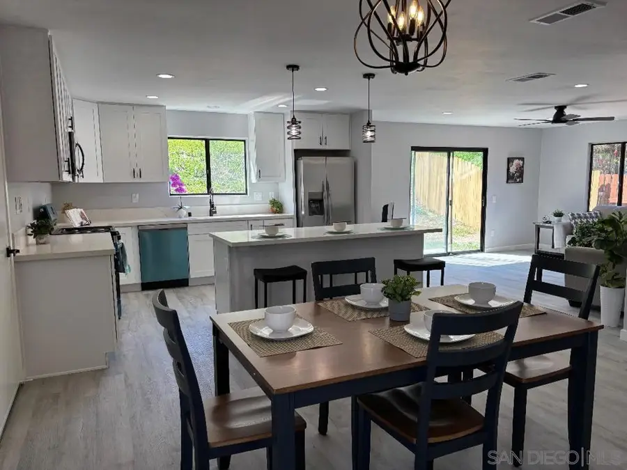 9211 Todos Santos Drive, Santee, CA 92071 - #2