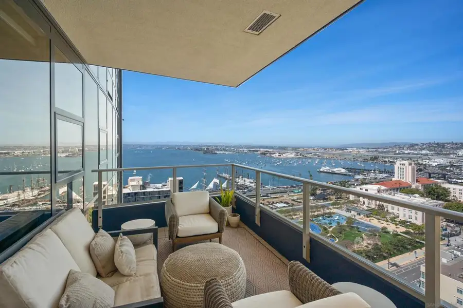 1325 Pacific Hwy #2206, San Diego, CA 92101 - #3