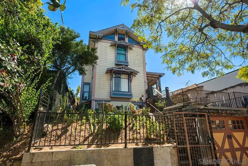 637 19th Street, San Diego, CA 92102 - #1
