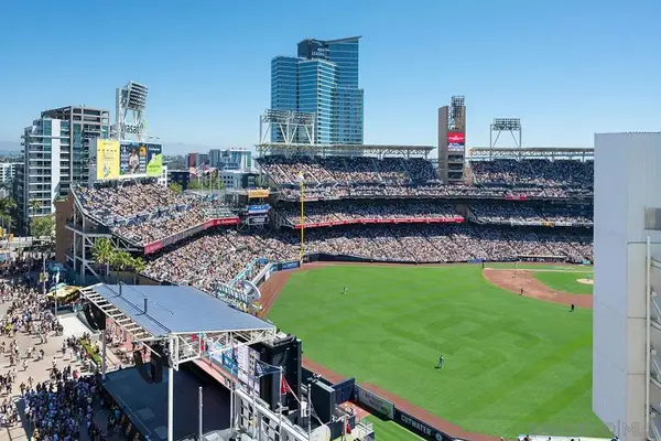 325 7th Avenue #1003, San Diego, CA 92101