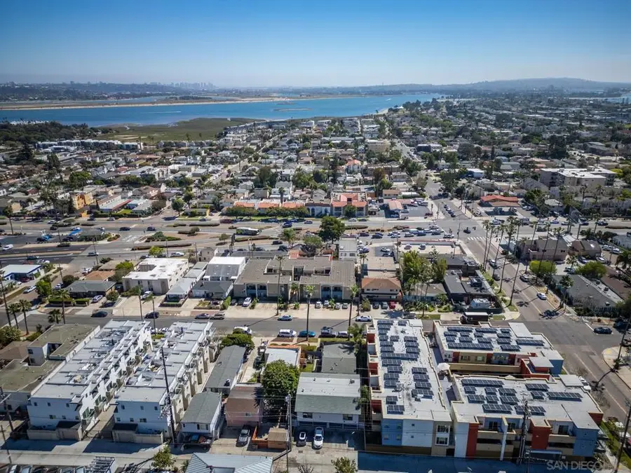 1930 34 Hornblend Street, San Diego, CA 92109 - #3