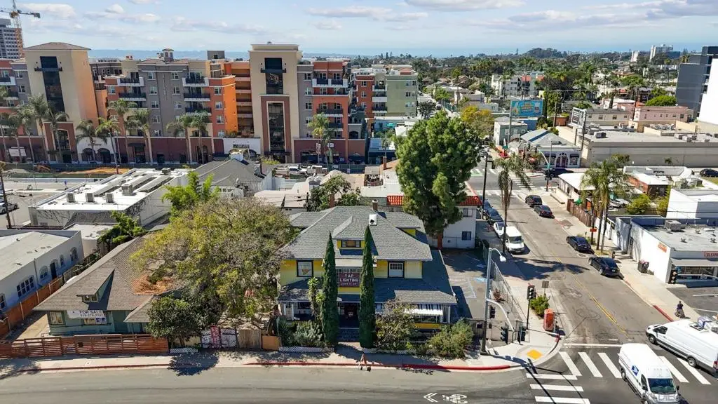 3690 6th Ave, San Diego, CA 92103 - #1