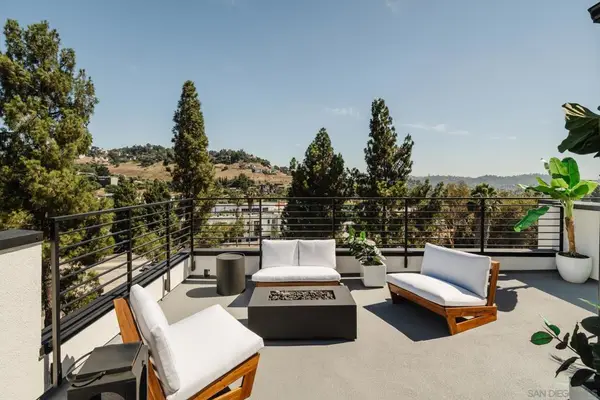 3848 N Emery Wy, Los Angeles, CA 90065