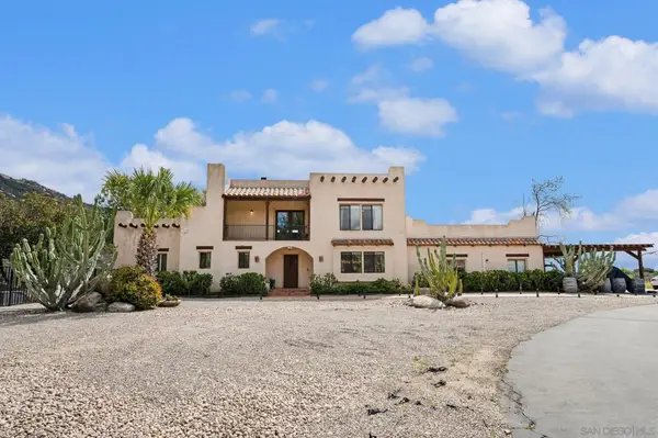 17287 Oak Hollow Road, Ramona, CA 92065