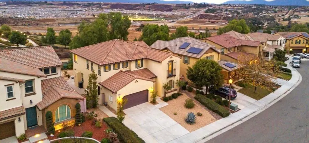 39158 Steeplechase Ln., Temecula, CA 92591 - #1